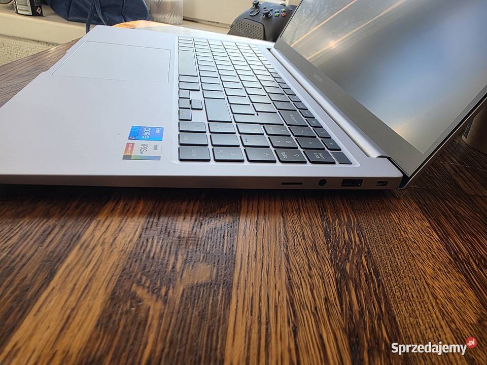 Samsung Galaxy book 4 NP750XGJKS1BE Nowy Liczba rdzeni 6