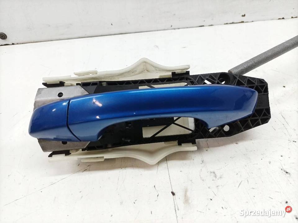 KLAMKA ZEWNĘTRZNA LEWA PRZÓD NIEBIESKA Skoda