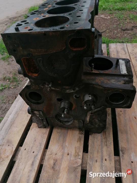 Blok silnika Massey Ferguson 3090 3610 2620 2625 Części zamienne Siemiatycze