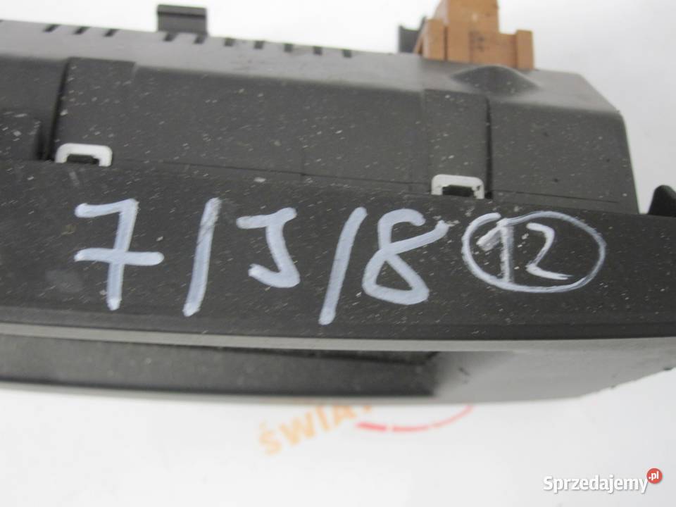 PEUGEOT 3008 wyświetlacz radia 9676655380 świętokrzyskie Kielce