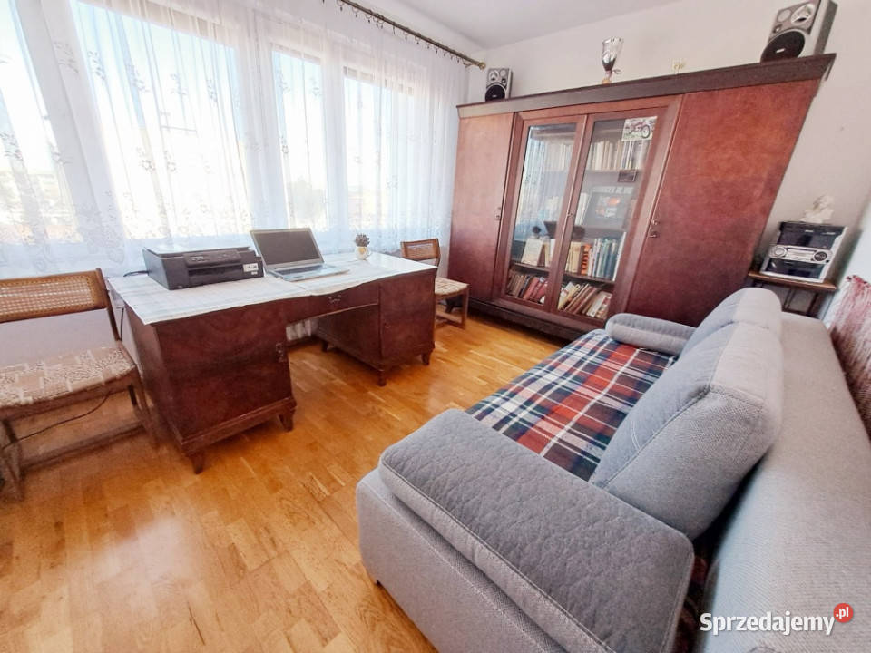 Bez posrednika 60m2 3 pokoje balkon 2 piwnice Gdynia