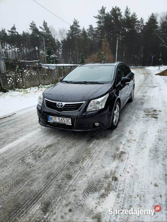 Toyota Avensis T27 PrestigeExecutive uszkodzony sprzedam