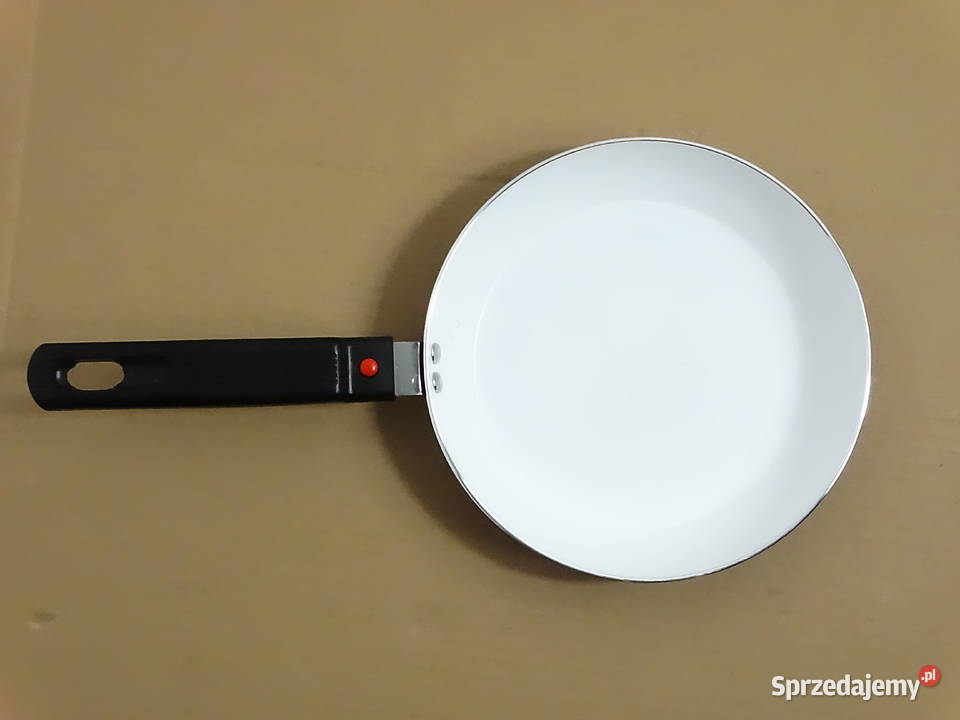 Nowa patelnia ceramiczna 20 z odpinaną rączką