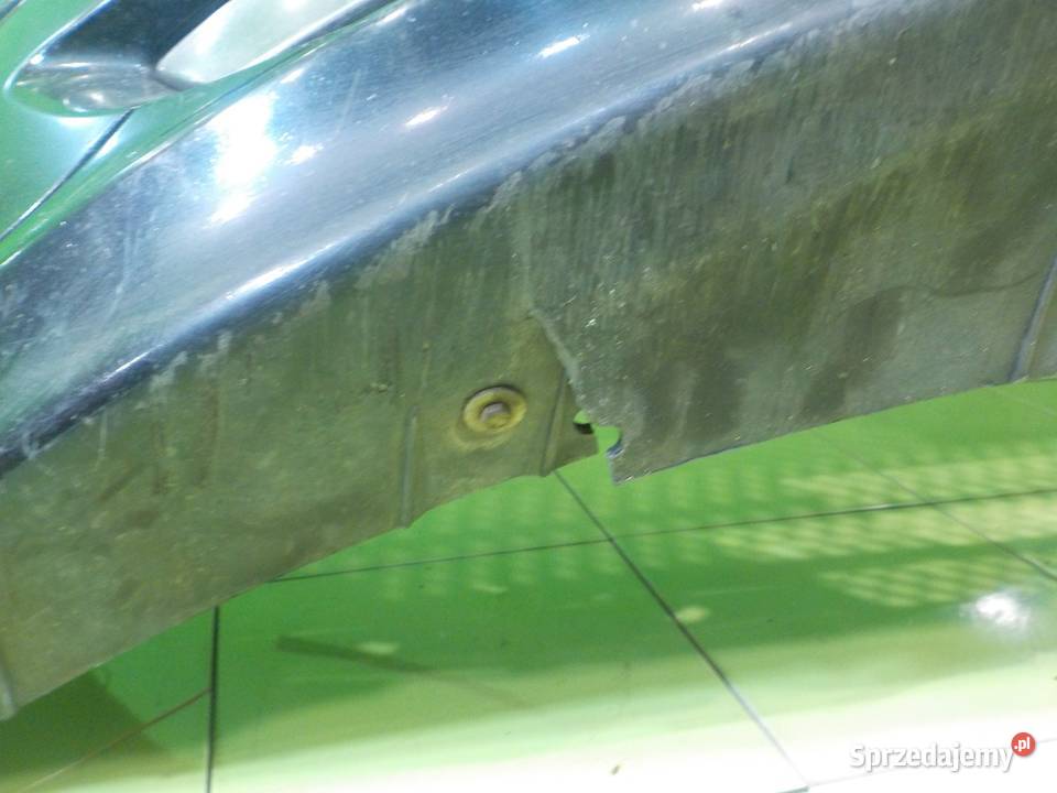 BMW 1 E87 LIFT 20 D 11r HB 5D zderzak przod Suków