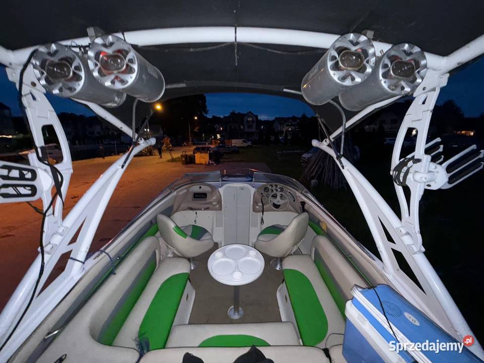 Łódź kadłubowa RINKER CAPTIVA z 1997 3l turbo Częstochowa