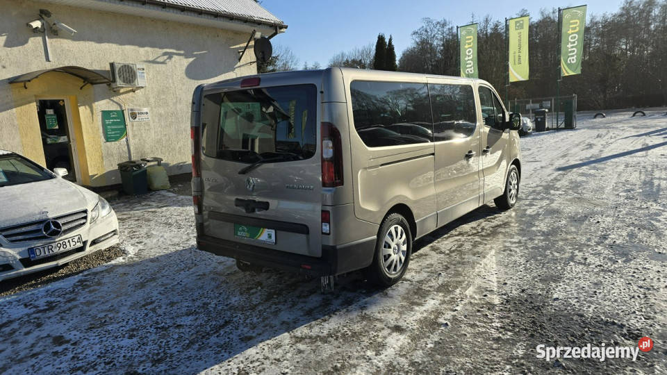 Renault Trafic 9 miejsc 2 komplety kół III 2014 zachodniopomorskie Zieleniewo