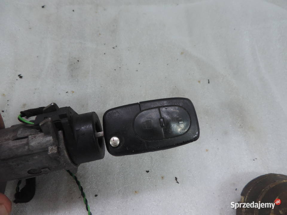 STACYJKA Z KLUCZYKIEM VW PASSAT B5 4B0905851A