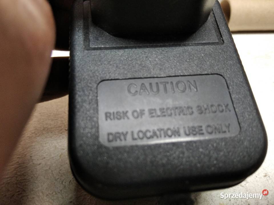 Ładowarka 9V1A prądu zmiennego