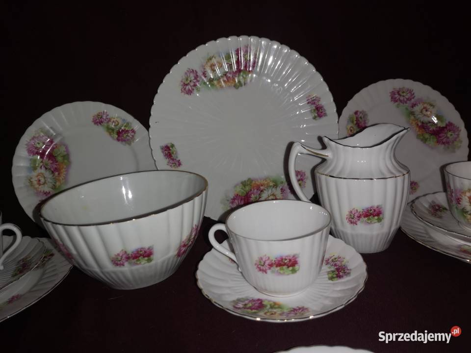 Filiżanka z talerzykiem deserowym z kwiatami syg Gdańsk