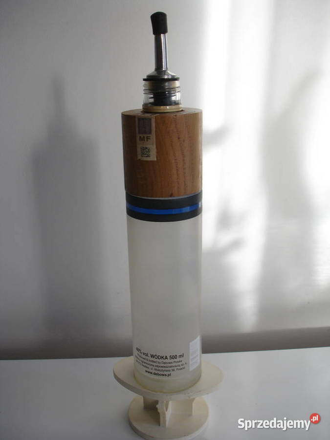 Butelka DĘBOWA STRZYKAWKA Zielona Góra