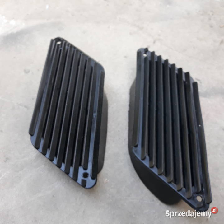 Szyba trójkątna lewa Fiat126p