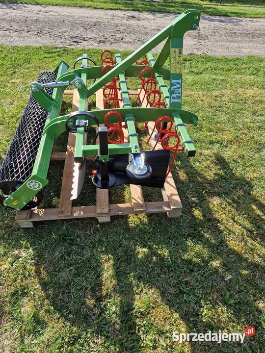 Równiarka do podłoża równiarka padoku 17 m Pozostałe Łódź