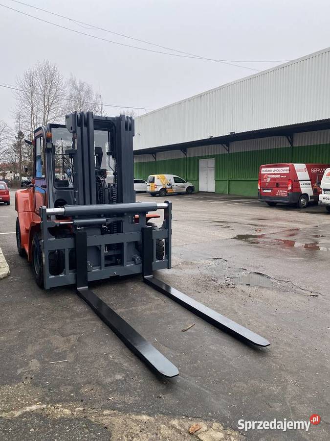 Duży udźwig wózek widłowy 7 T LPG UDT Kabina regulowane widły Gdynia
