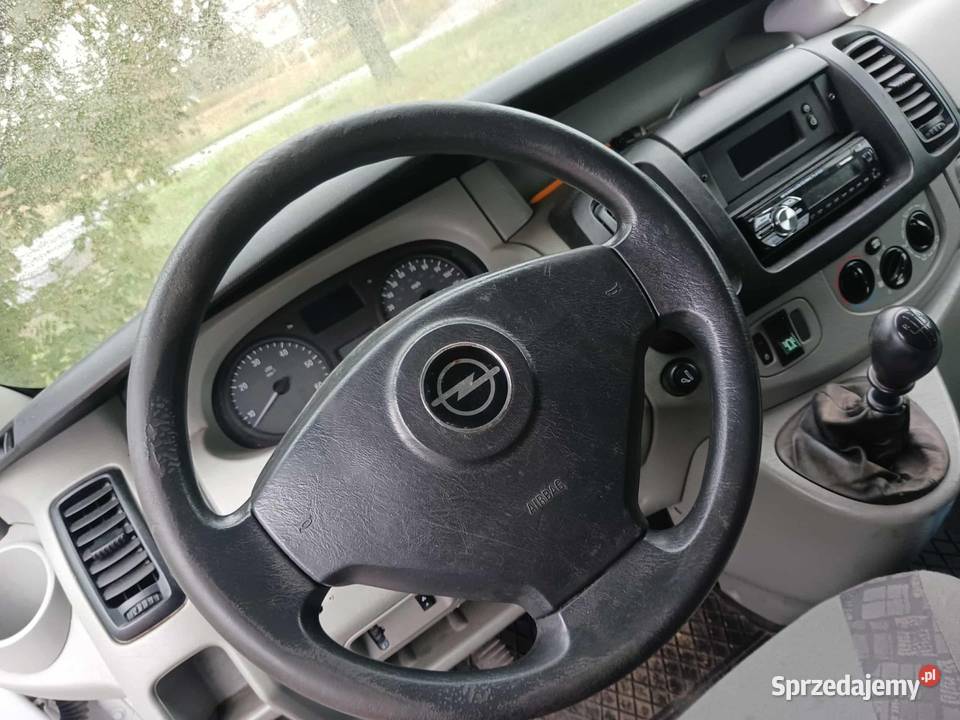 Opel Vivaro 19cdti drzwi przesuwne z obu stron 101KM sprzedam