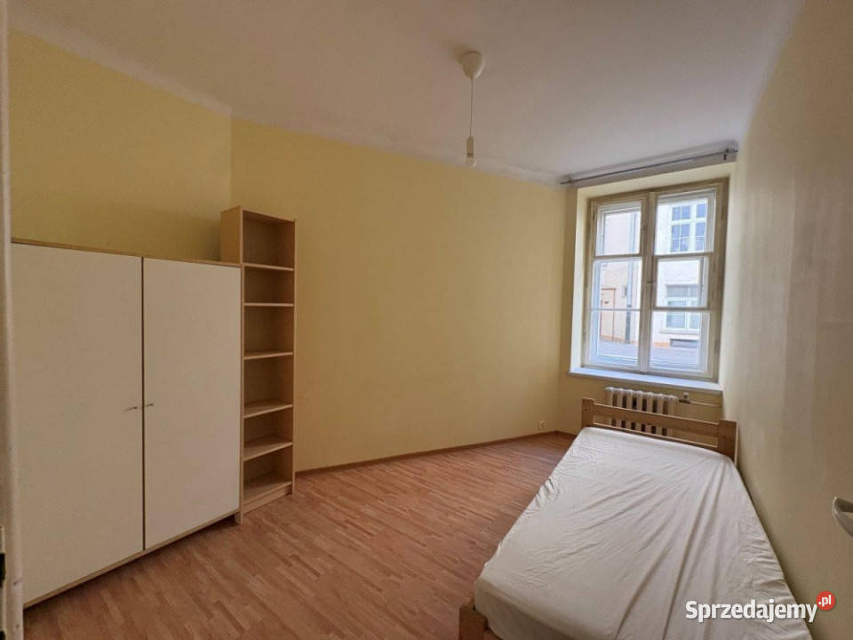 Kamienica Powiśle 4 pok bezpośrednio czynsz w Liczba pokoi 4