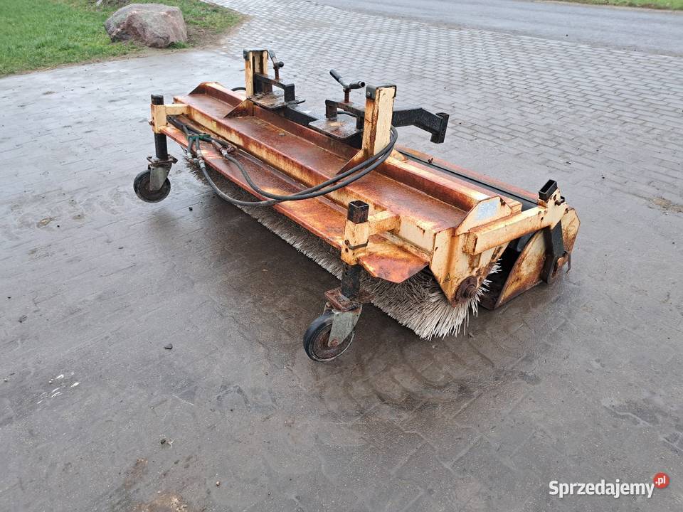 Zamiatarka ze zbiornikiem 205 Piecewo sprzedam