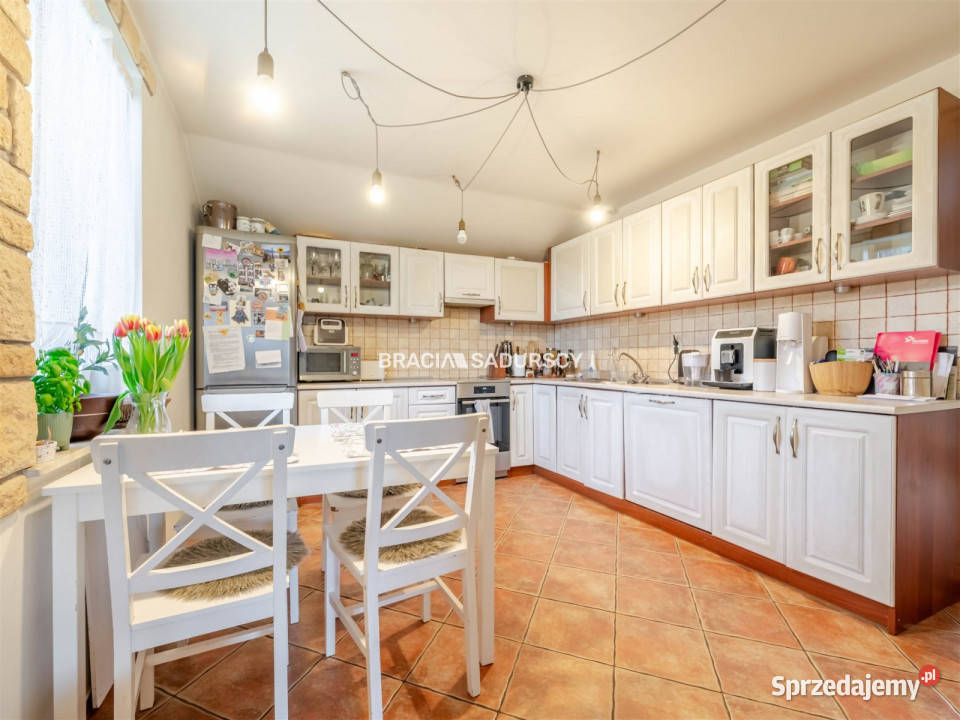 Dom wolnostojący 3147m2 Kraków Młodzieży 6673zł/m2 Sprzedaż małopolskie