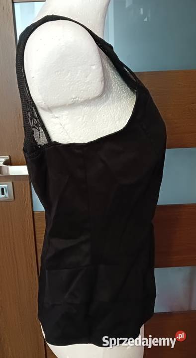 Czarna elegancka bluzka z koronką gothic lolita