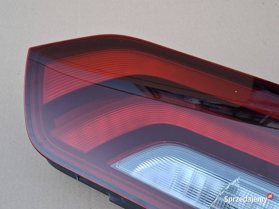 MAN LIONS COACH LAMPA LEWY TYŁ LEWA TYLNA ciężarowe Bieleń