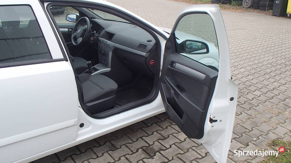 Opel Astra Combi H 2 wł 16 Rok produkcji 2009 Katowice