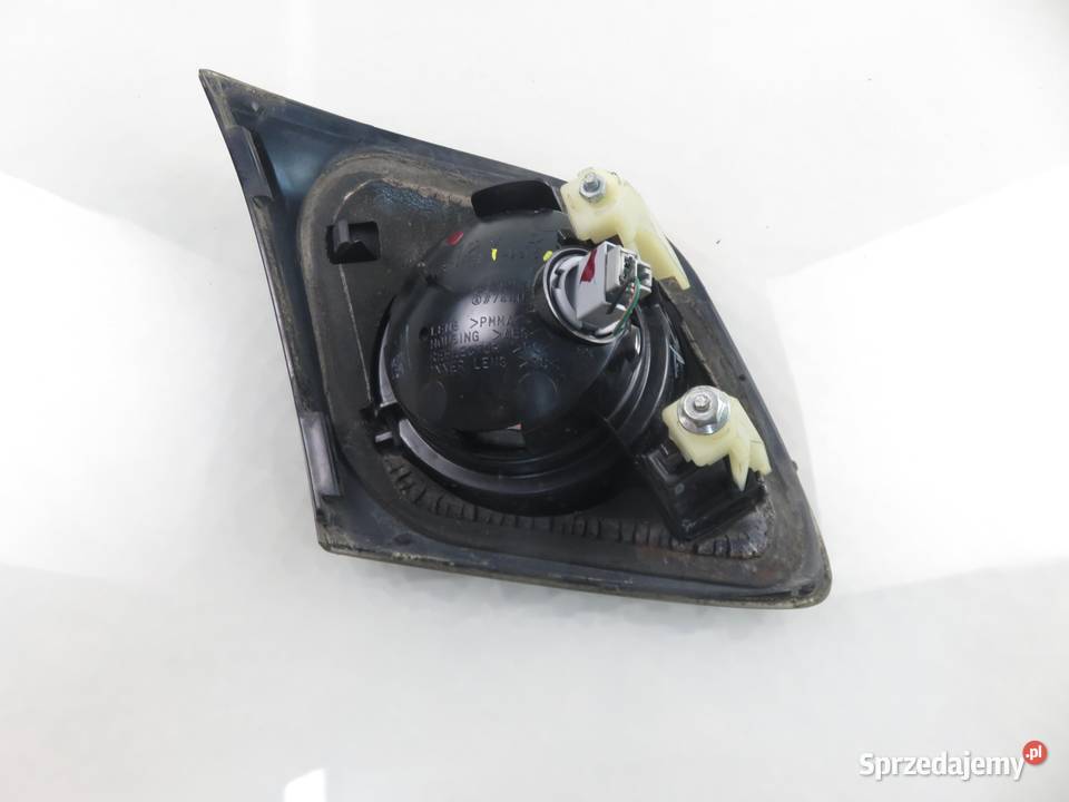 LAMPA PRAWA TYLNA KLAPA MAZDA 3 BK P2913 małopolskie