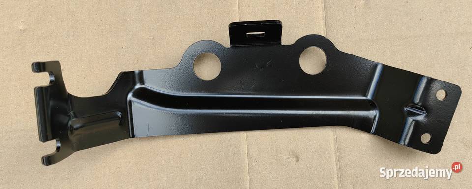 8V0121267 Audi RS3 quattro wspornik dodatkowej sprzedam