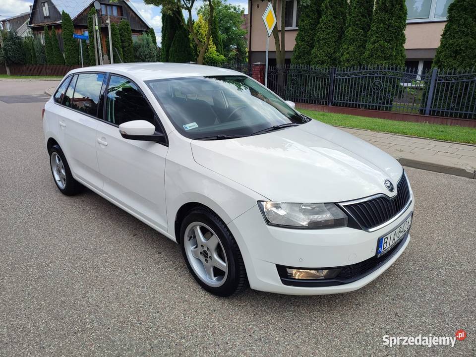 Skoda Rapid 2018 1 4 disel Polski salon bogate światła przeciwmgielne Hajnówka