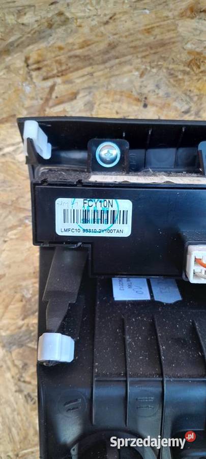 HYUNDAI IX35 PANEL FOTELI GNIAZDO USB AUX Dobiegniew