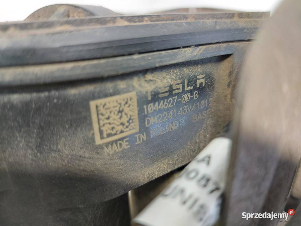 TESLA MODEL Y 2024r ZACISK HAMULCOWY LEWY TYŁ sprzedam