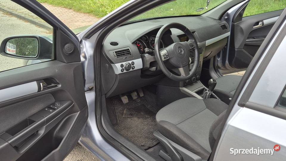OPEL ASTRA H 16B ZAREJESTROW Z NIEMIEC KLIMA 105KM Astra świętokrzyskie Końskie