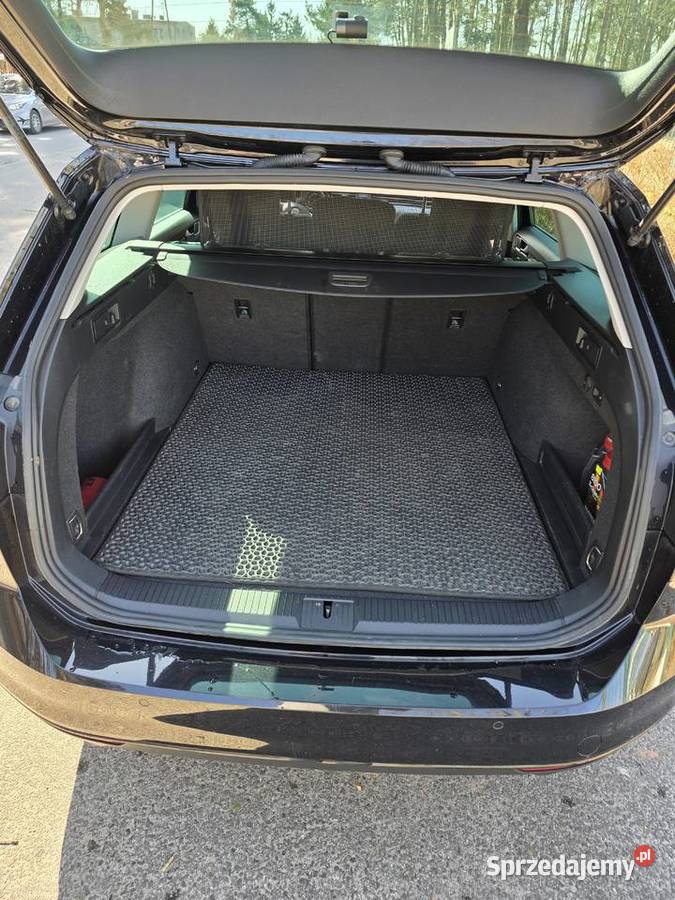 VW Passat B8 aluminiowe felgi Passat Burzenin sprzedam