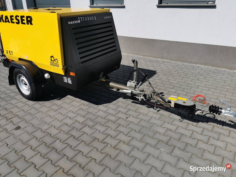 2015r 5700L SALON 1700mth Sprężarka śrubowa Borzęcice