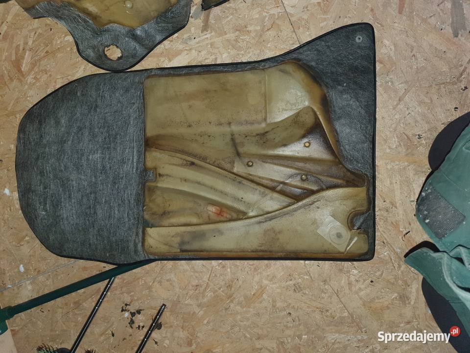 Dywany wykładzina w124 coupe Części samochodowe Warszawa sprzedam