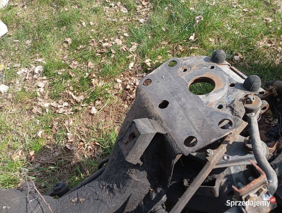Belka przedniego zawieszenia żuk Belki zawieszenia Głuchów sprzedam