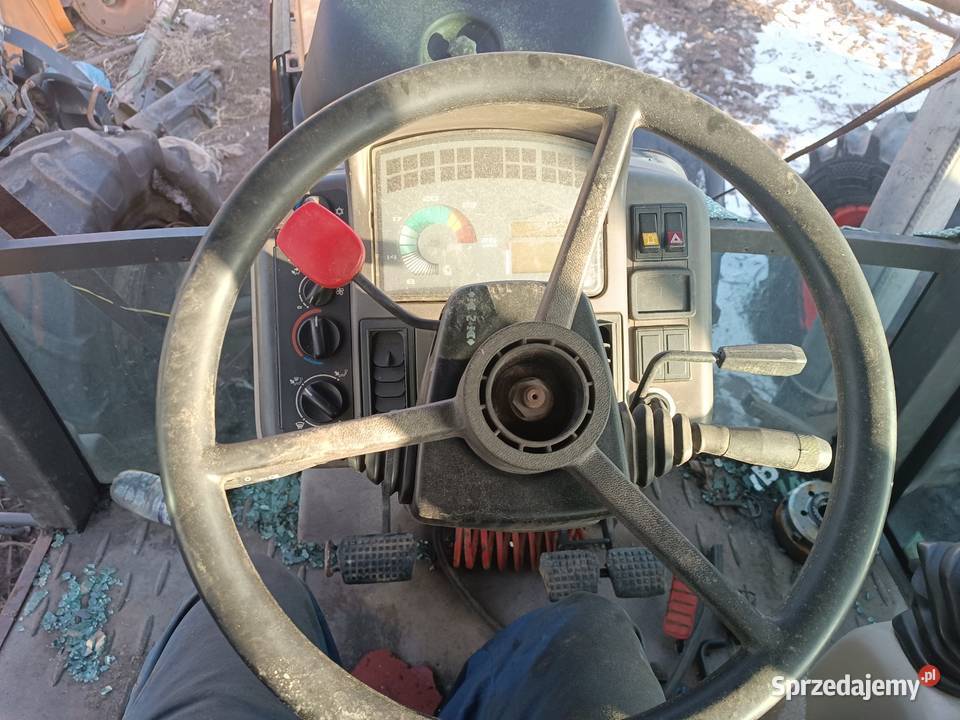 Ciągnik rolniczy Renault Ares 620RZ uszkodzony Gręblin