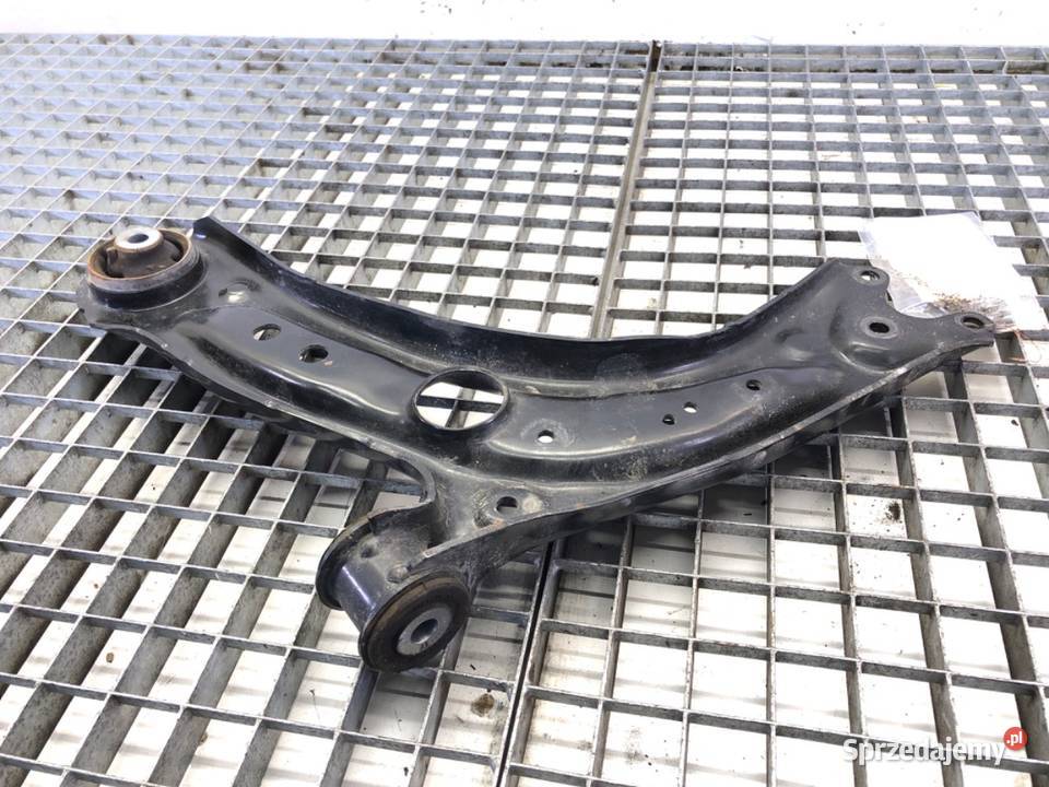 WAHACZ PRAWY PRZÓD SKODA OCTAVIA IV Hatchback