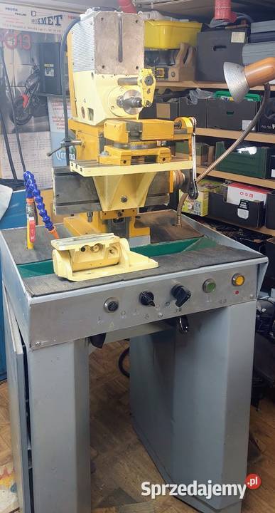 Frezarka uniwersalna typ FXB12 zachodniopomorskie Białogard