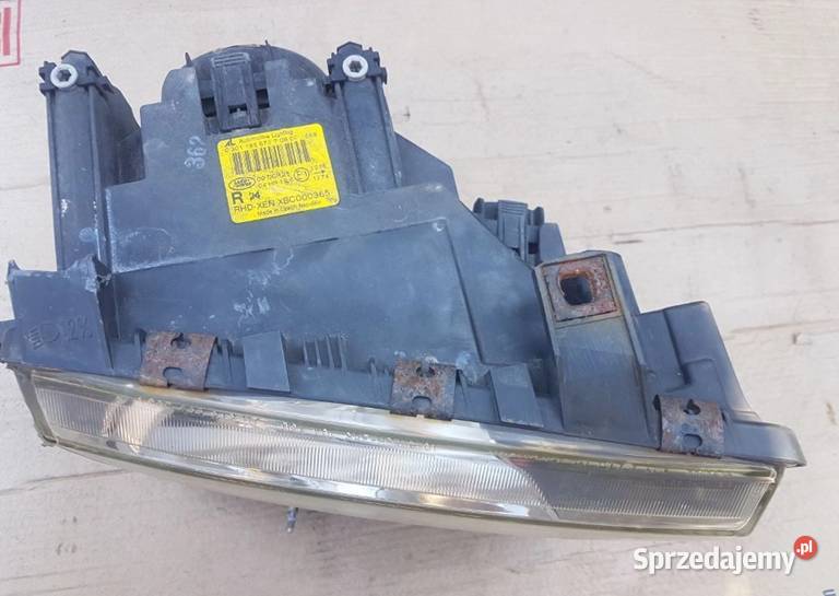 RANGE ROVER L322 0109 LAMPA PRAWA XENON osobowe Radom sprzedam
