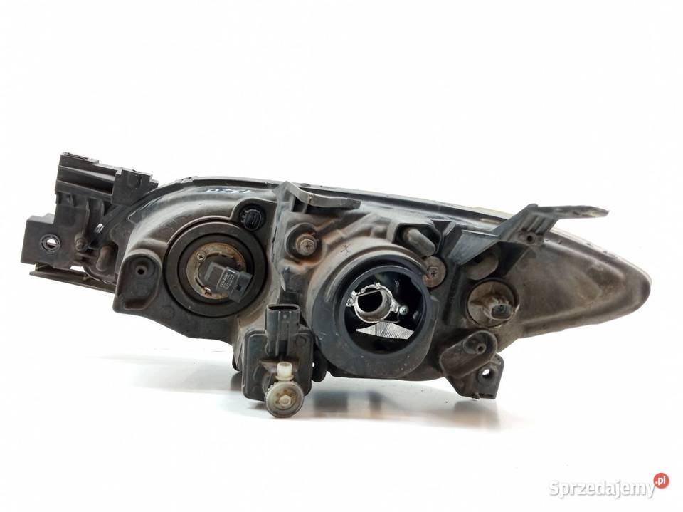 LAMPA PRZÓD PRAWA EU Mazda 3 I 20032009