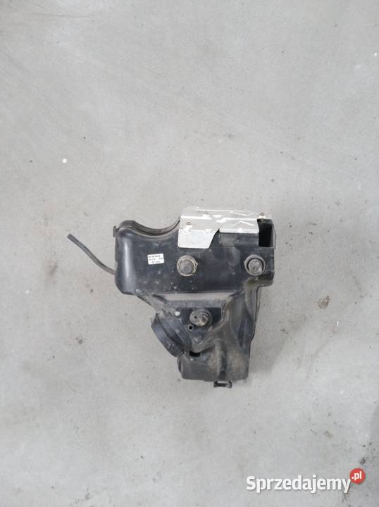 Obudowa filtra powietrza Audi 8K0133837AA Łuków