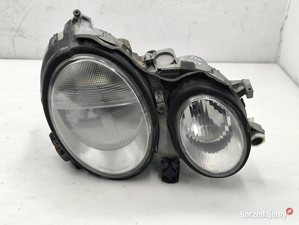 LAMPA PRAWY PRZÓD XENON MERCEDES CLK W208 C208 sprzedam