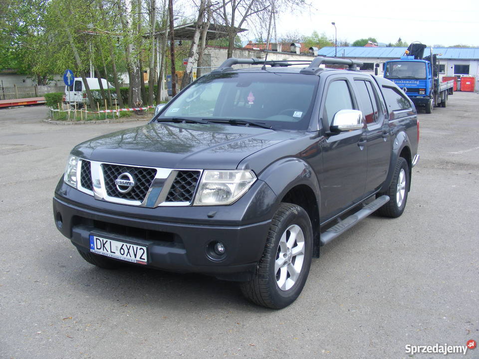 Sprzedam Nissan Navara welurowa tapicerka Navara Kłodzko