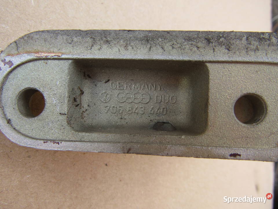 MOCOWANIE GÓRNE DRZWI PRZESUWNYCH VOLKSWAGEN Mysłaków