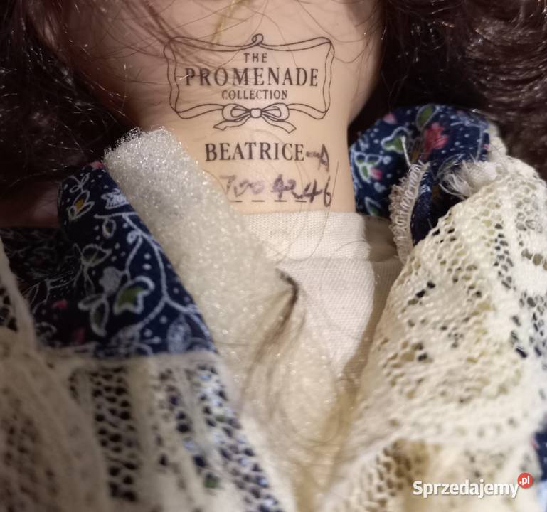Przepiękna kolekcjonerska lalka porcelanowa sygn Pozostałe Inowrocław