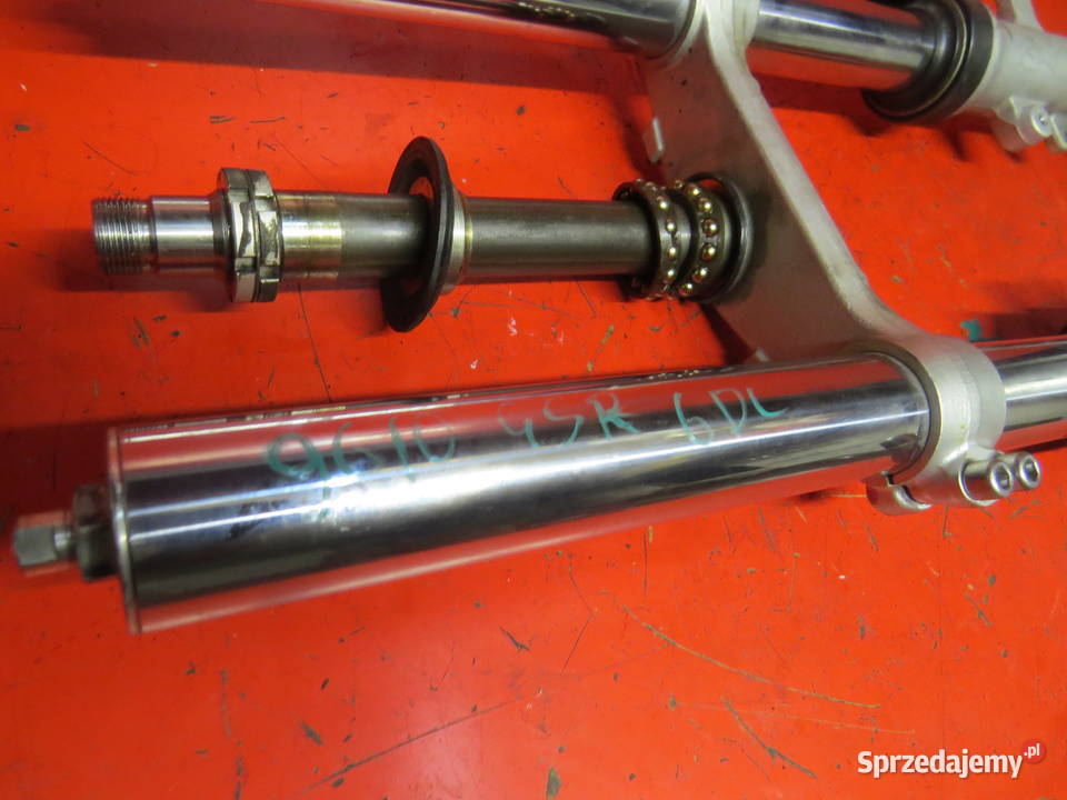 SUZUKI GSR 600 GSR600 K10 09 lagi przód półka Warszawa sprzedam