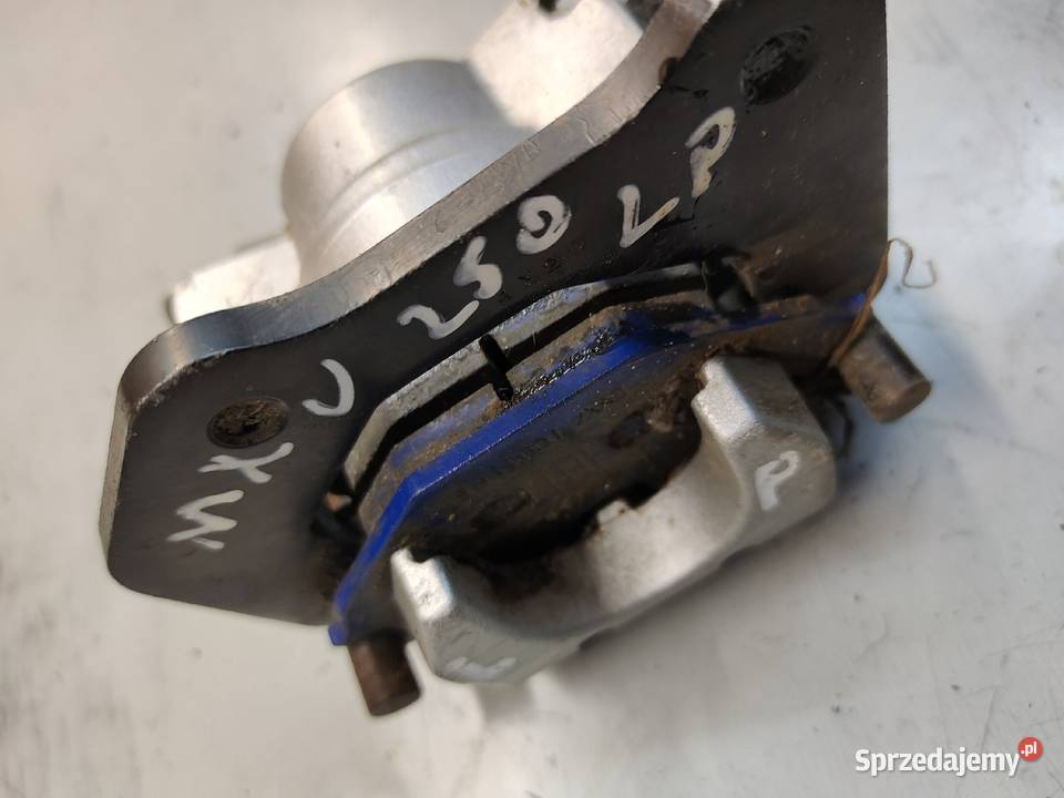 Zacisk lewy przód Kymco mxu 250