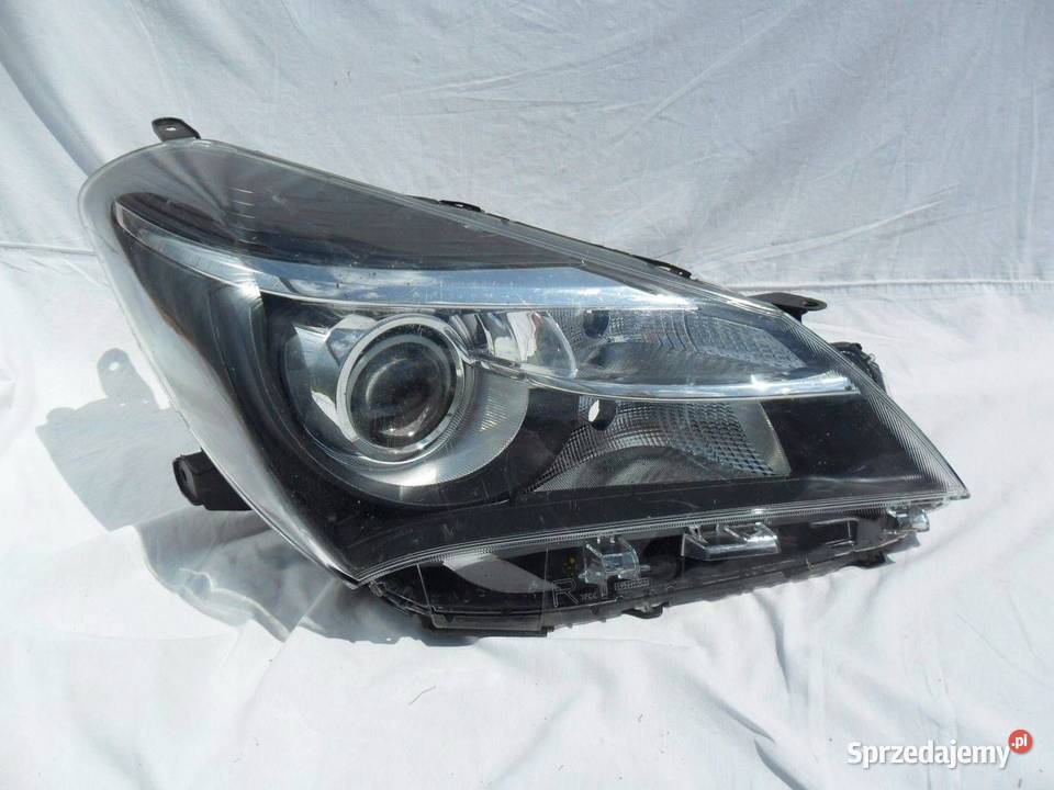 Reflektor Przód strona prawa Toyota Yaris TS29 wielkopolskie