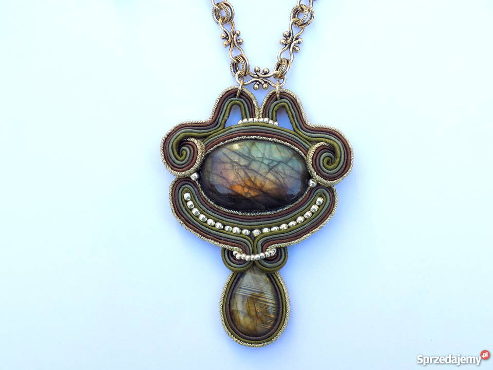 WISIOR SUTASZ Z LABRADORYTAMI NA ŁAŃCUCHU Warszawa