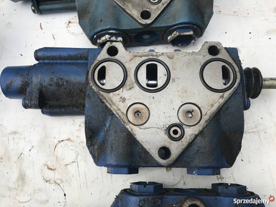 Sekcje rozdzielacza Rexroth JCB 3CX 4CX Kosakowo