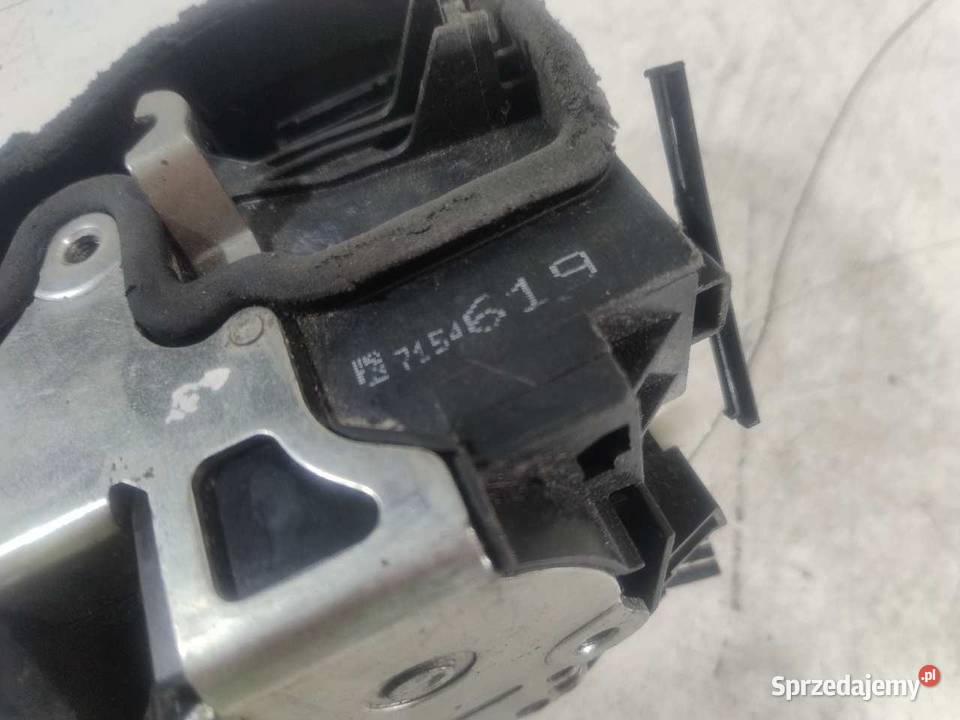 ZAMEK DRZWI LEWY PRZÓD BMW 5 E61 7154619